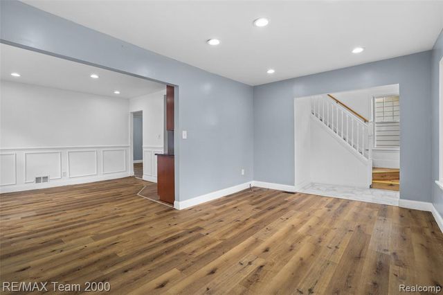 24903 Dunning Street, Dearborn, MI 48124