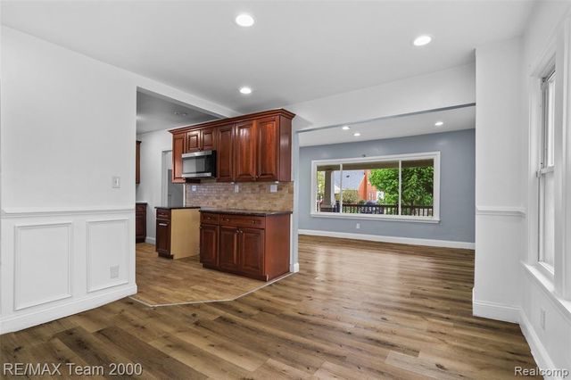 24903 Dunning Street, Dearborn, MI 48124