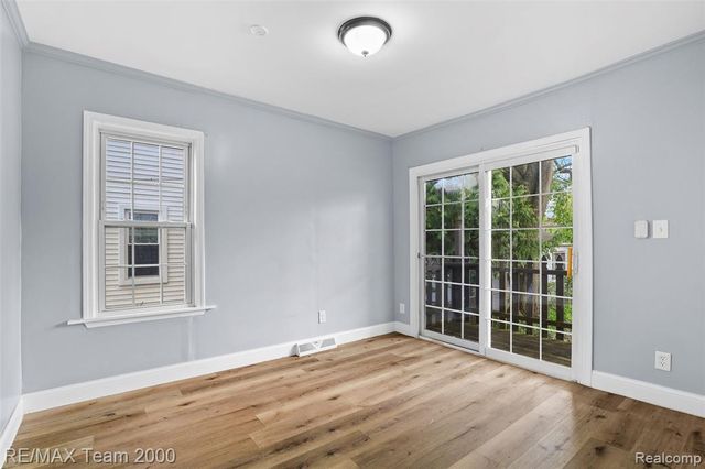 24903 Dunning Street, Dearborn, MI 48124