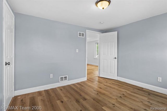24903 Dunning Street, Dearborn, MI 48124