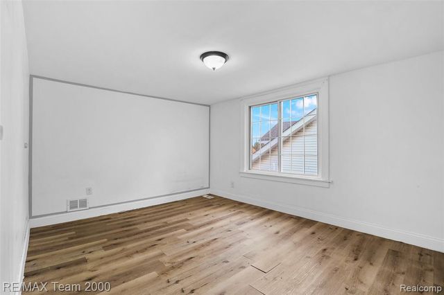 24903 Dunning Street, Dearborn, MI 48124