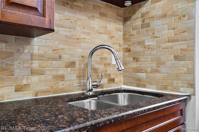 24903 Dunning Street, Dearborn, MI 48124