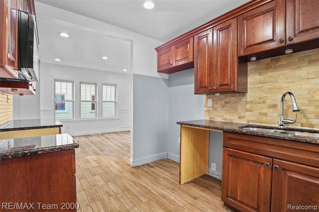 24903 Dunning Street, Dearborn, MI 48124