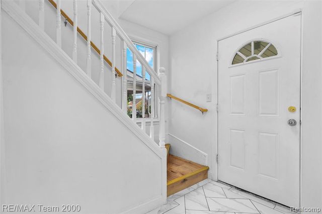 24903 Dunning Street, Dearborn, MI 48124