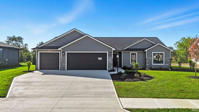 5165 Greyson Heights Drive, Auburn, IN 46706