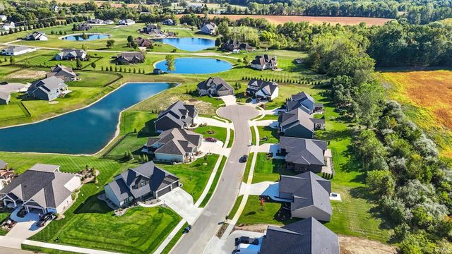 5165 Greyson Heights Drive, Auburn, IN 46706