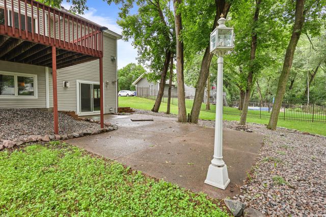 1903 Meadowrose Boulevard, Saint Cloud, MN 56301