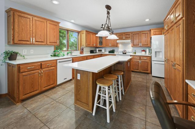1903 Meadowrose Boulevard, Saint Cloud, MN 56301