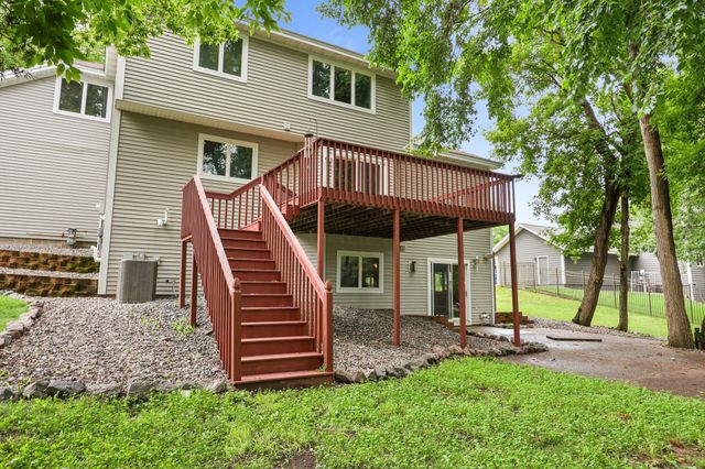 1903 Meadowrose Boulevard, Saint Cloud, MN 56301