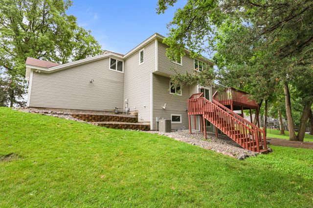 1903 Meadowrose Boulevard, Saint Cloud, MN 56301