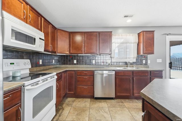 1203 Monte Carlo Drive, Huntertown, IN 46748