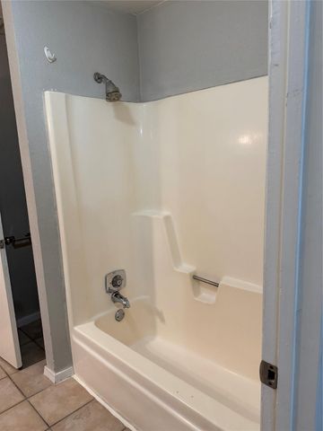 1116 Murrayhill Drive 8, Houston, TX 77043
