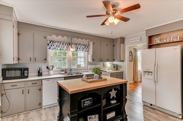 102 Henry Street, Warrenville, SC 29851