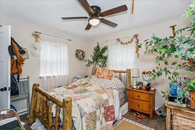 5346 & 5336 N Blue Angel Pkwy, Pensacola, FL 32526