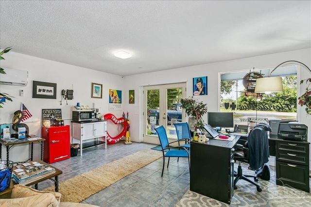 5346 & 5336 N Blue Angel Pkwy, Pensacola, FL 32526