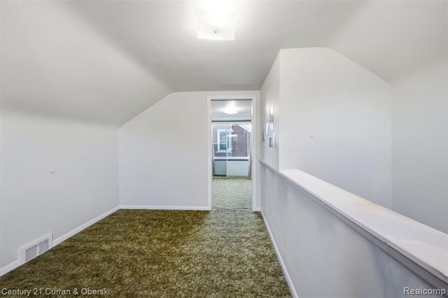 9864 Quandt Avenue, Allen Park, MI 48101