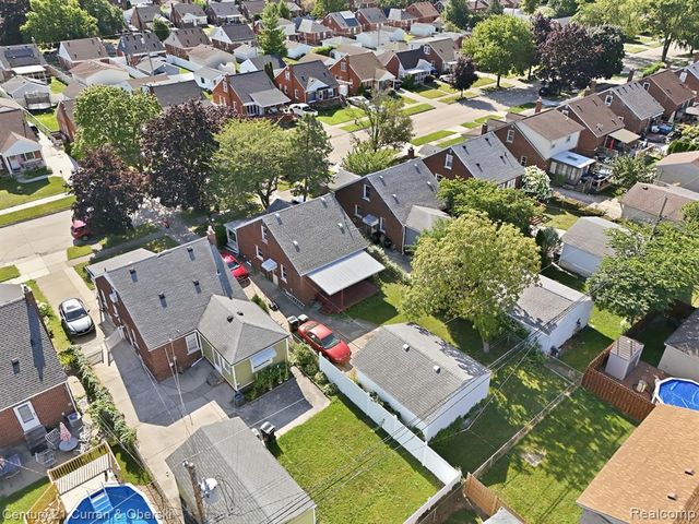 9864 Quandt Avenue, Allen Park, MI 48101