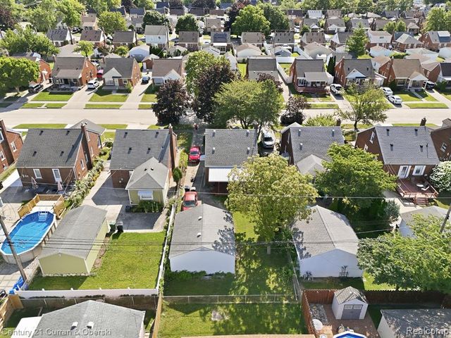 9864 Quandt Avenue, Allen Park, MI 48101