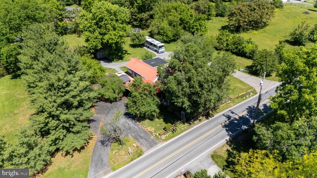 13927 RIDGE RD, Waynesboro, PA 17268