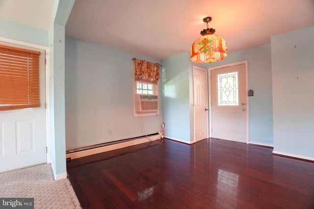13927 RIDGE RD, Waynesboro, PA 17268