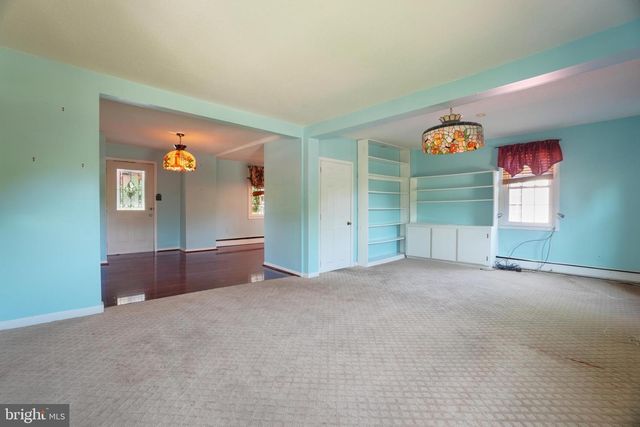 13927 RIDGE RD, Waynesboro, PA 17268