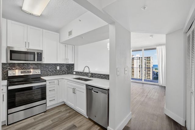 3020 NE 32nd Ave 1207, Fort Lauderdale, FL 33308