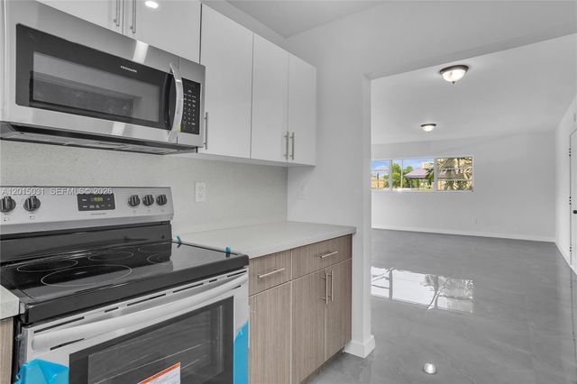 11930 NE 19th Dr 1, North Miami, FL 33181