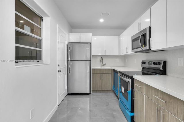 11930 NE 19th Dr 1, North Miami, FL 33181