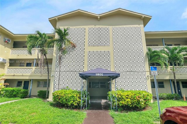 11930 NE 19th Dr 1, North Miami, FL 33181