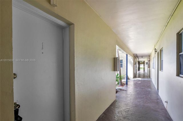 11930 NE 19th Dr 1, North Miami, FL 33181