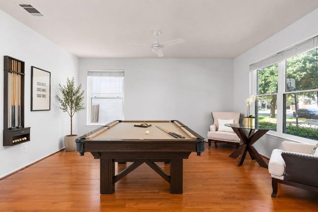 8017 Luling LN, Austin, TX 78729