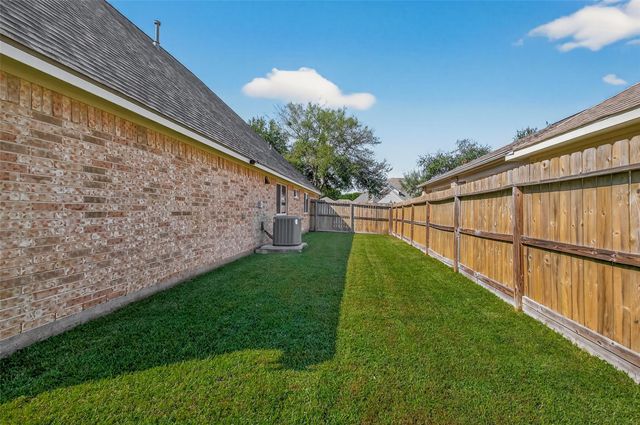 4018 Copper Creek, Baytown, TX 77521
