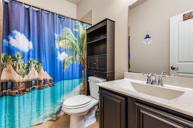 2017 Carriage Road, Heartland, TX 75126