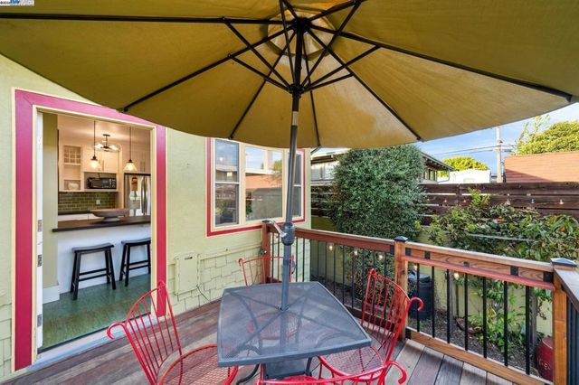 1542 Broadway, Alameda, CA 94501