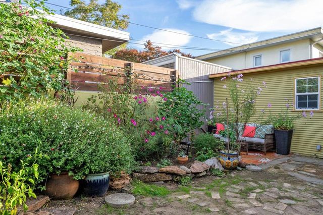 1542 Broadway, Alameda, CA 94501