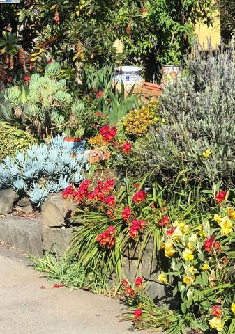 1542 Broadway, Alameda, CA 94501