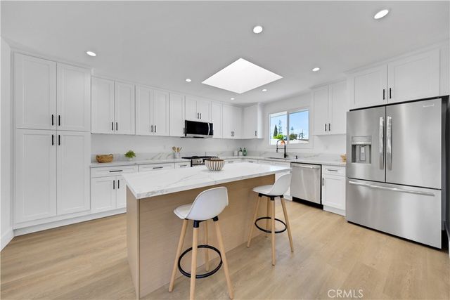 15955 Londelius, North Hills, CA 91343