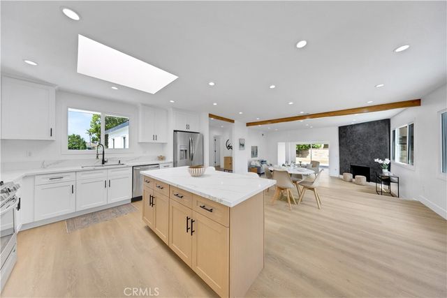 15955 Londelius, North Hills, CA 91343