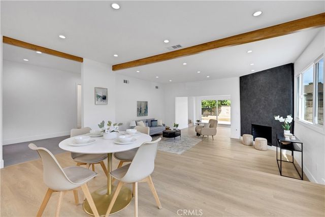 15955 Londelius, North Hills, CA 91343