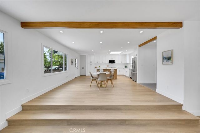 15955 Londelius, North Hills, CA 91343