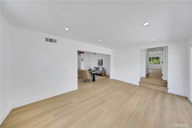 15955 Londelius, North Hills, CA 91343