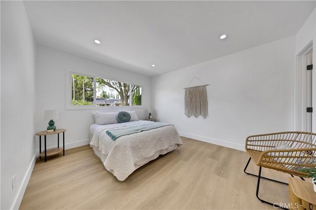 15955 Londelius, North Hills, CA 91343