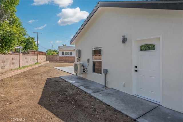 15955 Londelius, North Hills, CA 91343