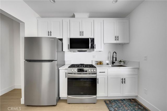 15955 Londelius, North Hills, CA 91343