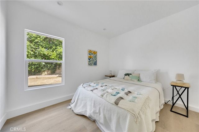 15955 Londelius, North Hills, CA 91343