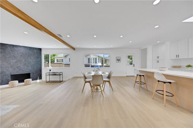 15955 Londelius, North Hills, CA 91343