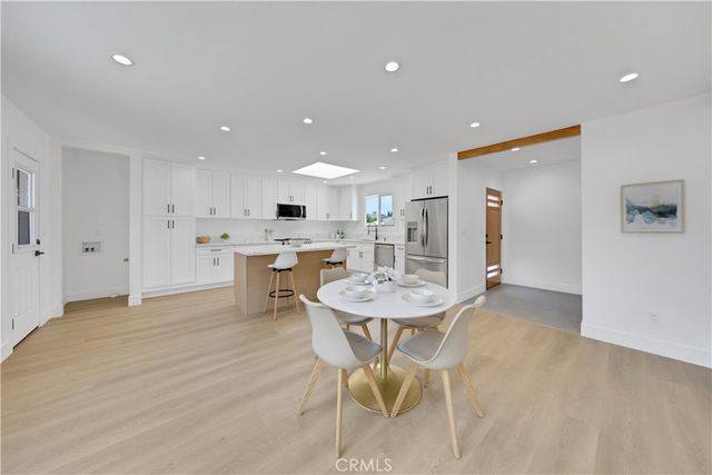 15955 Londelius, North Hills, CA 91343