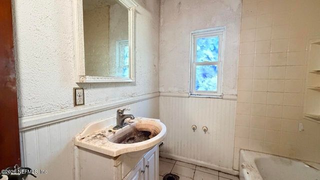 5163 LEXINGTON Avenue, Jacksonville, FL 32210