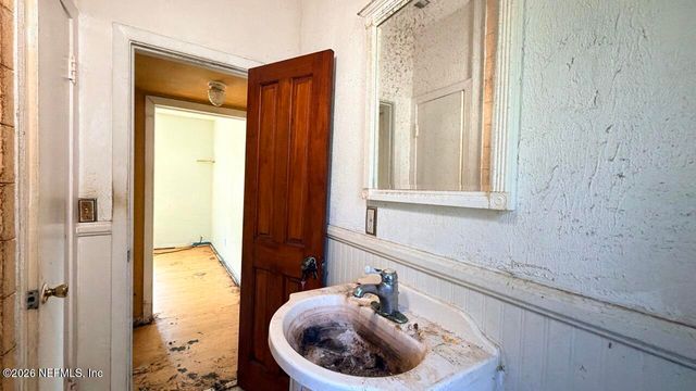 5163 LEXINGTON Avenue, Jacksonville, FL 32210