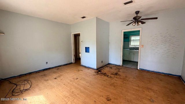 5163 LEXINGTON Avenue, Jacksonville, FL 32210